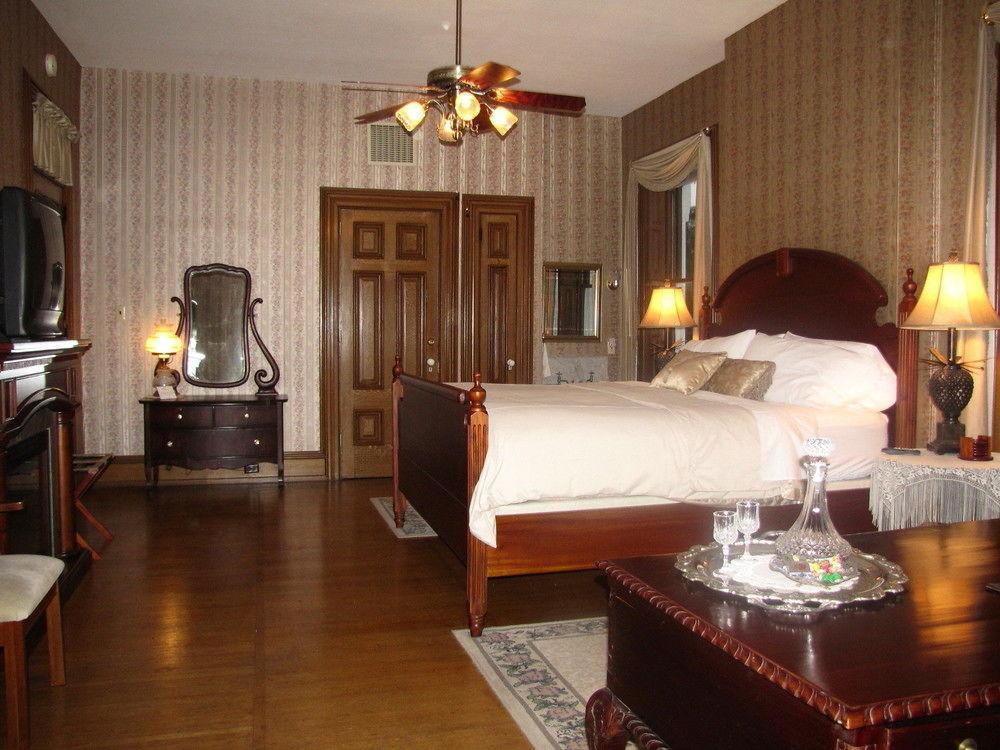 Lovelace Manor Bed And Breakfast Lancaster Exterior foto